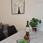 Pin * Mlini