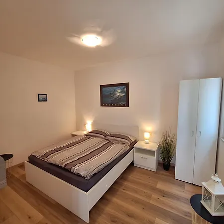 Apartamento Pin Mlini