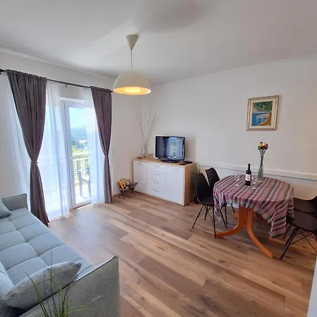Pin Apartment