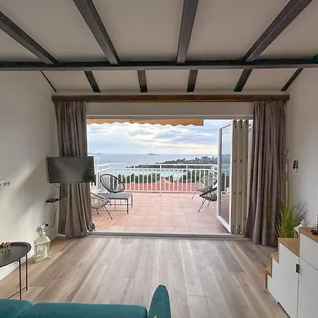 Apartment Pin Mlini